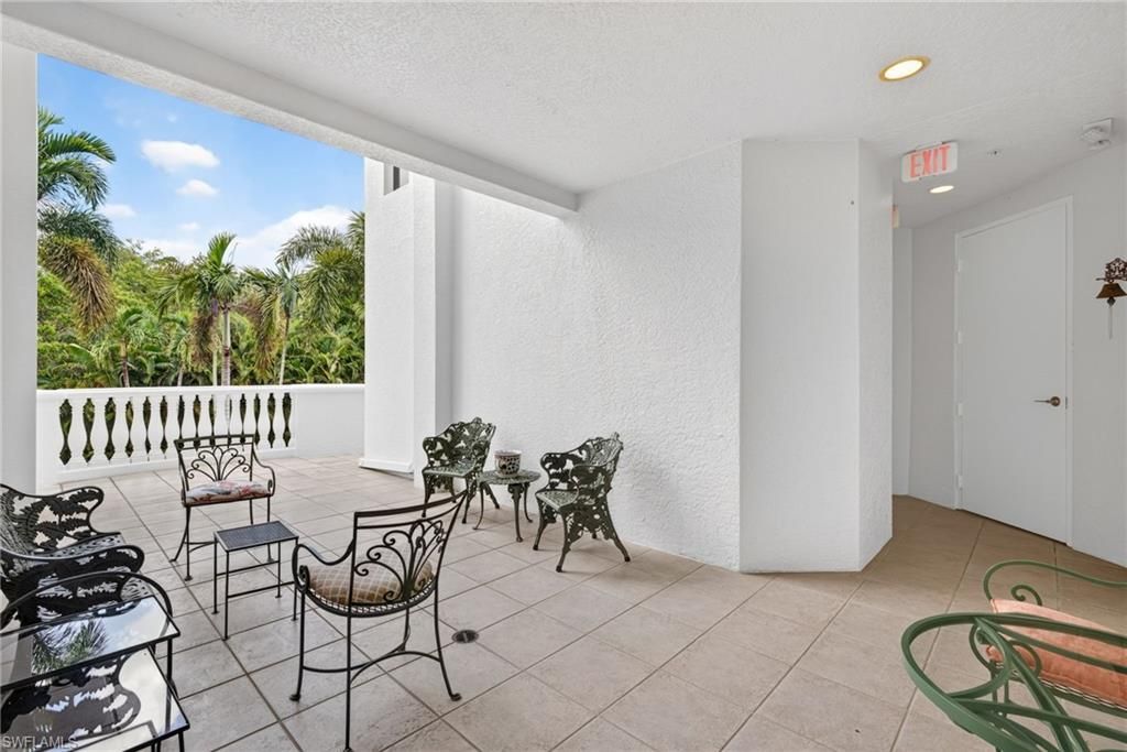1600 Star Point Ln, Unit 2-201, Naples, FL 34112 Photo