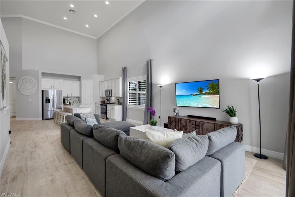 7209 Wilton Dr, Naples, FL 34109 Photo