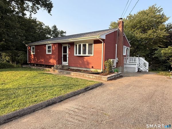 31 Crestview, Colchester, CT 06415