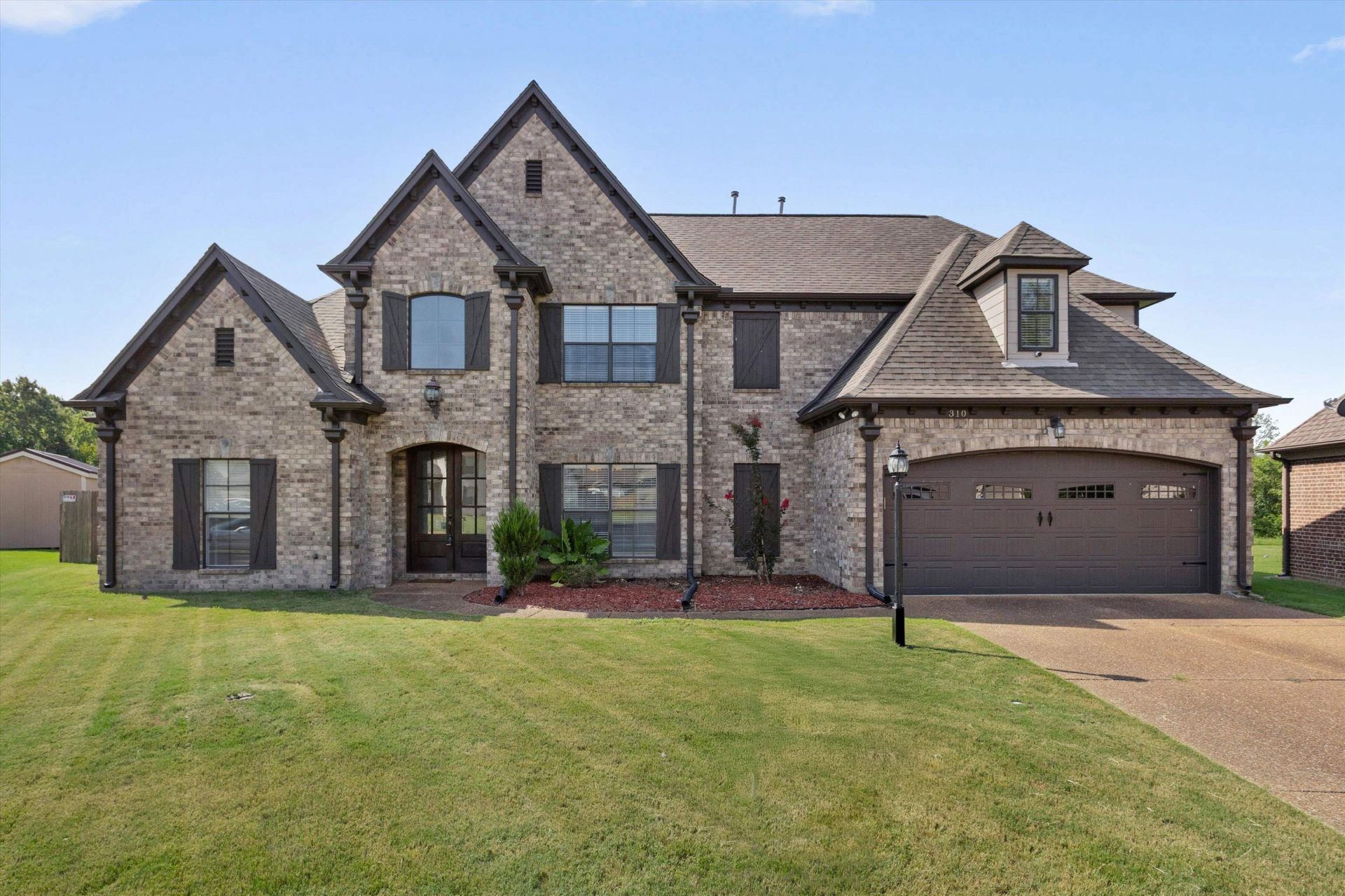 310 MISTY FIELDS CV S Oakland, TN 38060