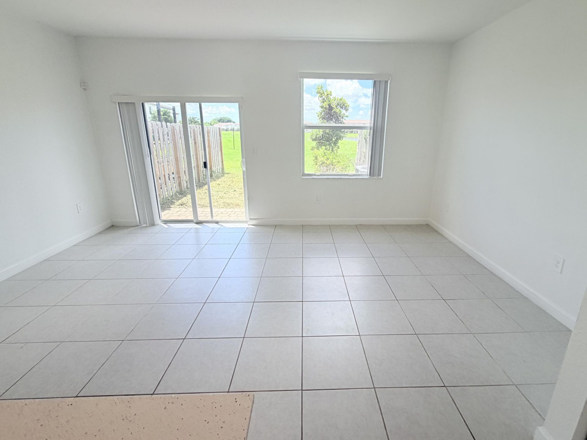 2330 NW 125th Street, Miami, FL 33167 Photo