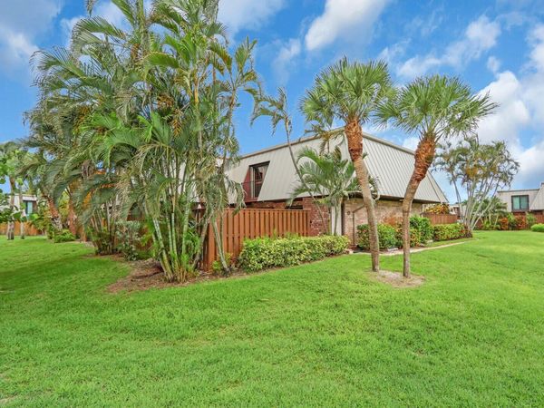 1420 OCEAN Way, Unit 7D, Jupiter, FL 33477