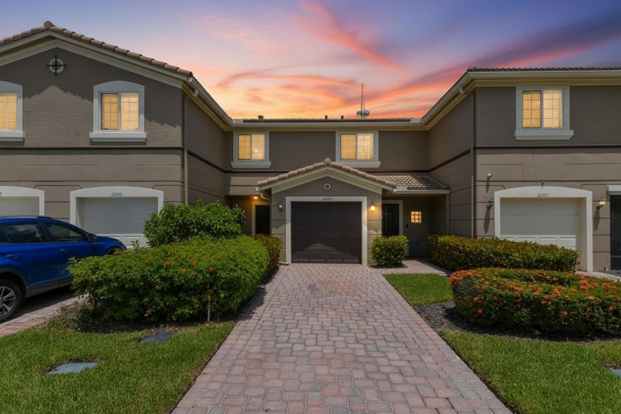 2205 SW Marshfield Court, Unit 2205, Port Saint Lucie, FL 34953 Photo