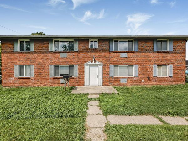 4651 Hilton Avenue , Columbus, OH 43228