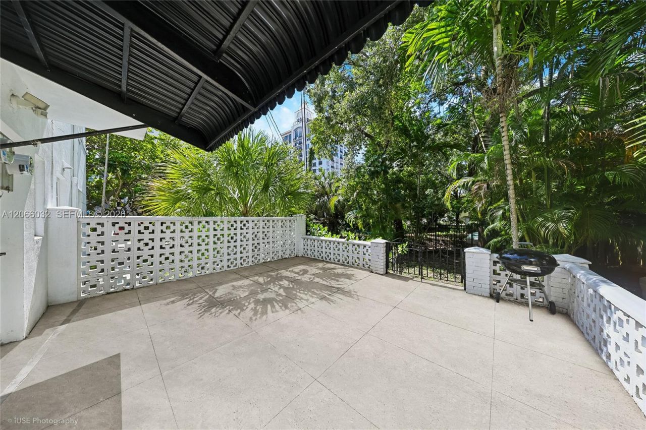400 Alcazar Ave, Coral Gables, FL 33134 Photo