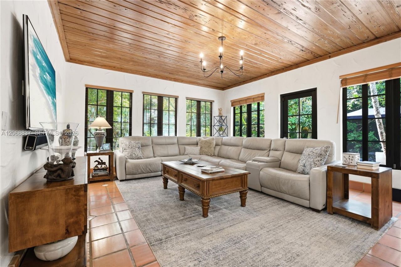 1140 Asturia Ave, Coral Gables, FL 33134 Photo