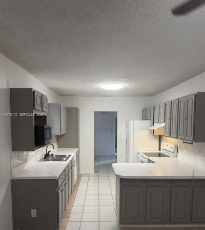 19920 SW 118th Pl , Miami, FL 33177 Photo