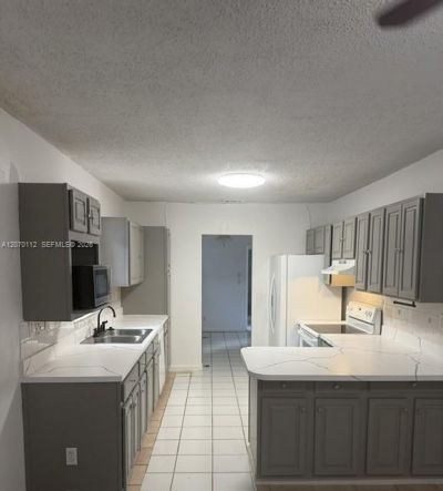 19920 SW 118th Pl , Miami, FL 33177 Photo