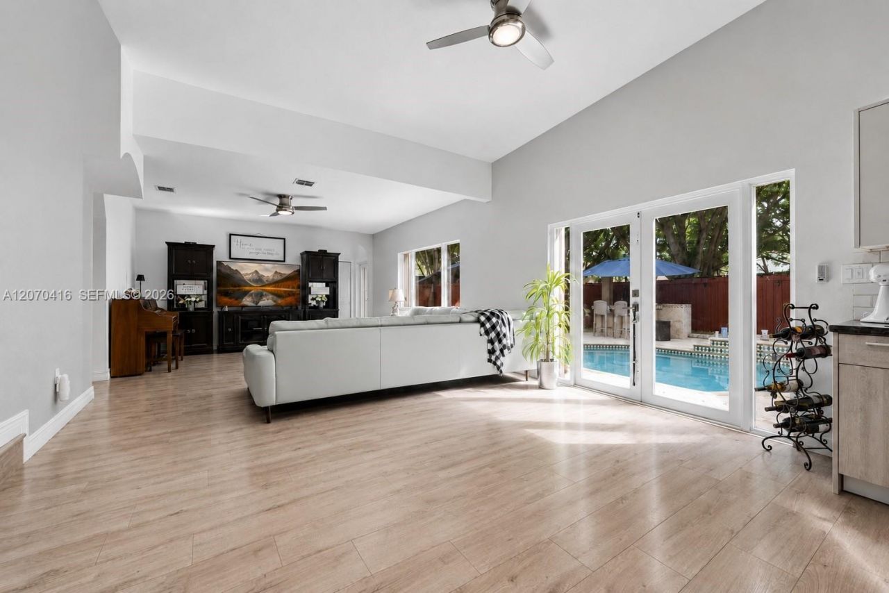 2006 NE 38th Rd , Homestead, FL 33033 Photo