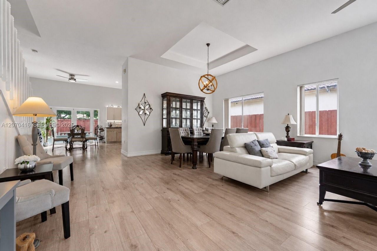 2006 NE 38th Rd , Homestead, FL 33033 Photo