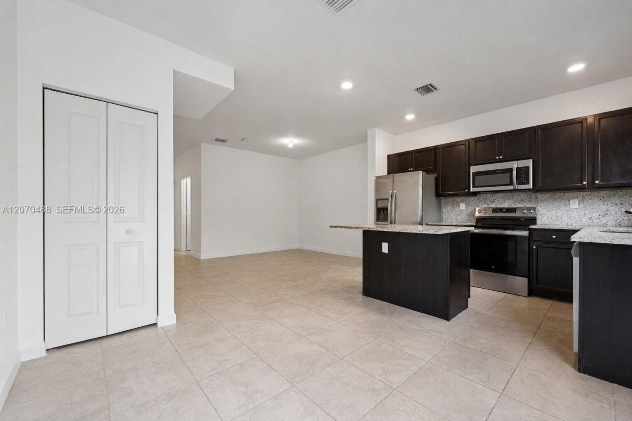 11215 SW 249th St , Homestead, FL 33032 Photo