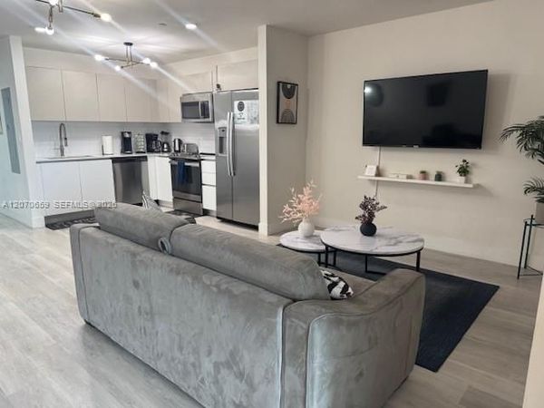 19380 NE 26 AVE , Unit 304, Miami, FL 33180