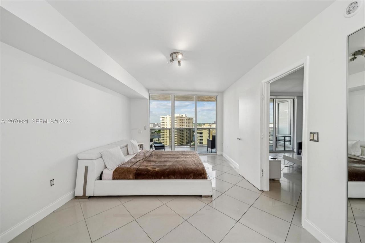 1800 S Ocean Dr , Unit 1406, Hallandale Beach, FL 33009 Photo