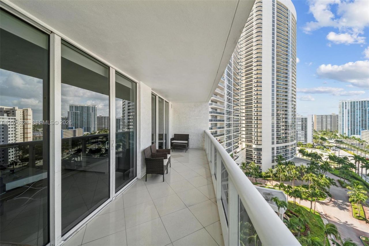 1800 S Ocean Dr , Unit 1406, Hallandale Beach, FL 33009 Photo