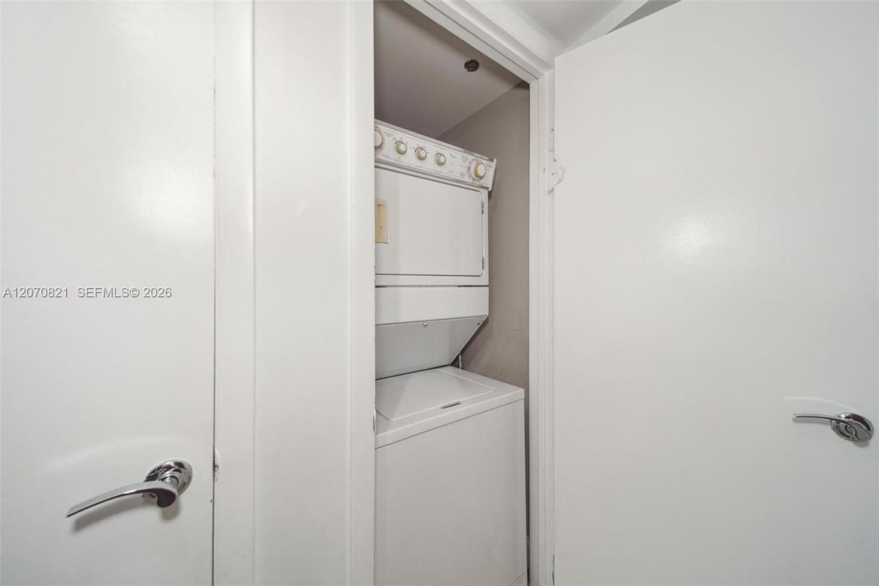 1800 S Ocean Dr , Unit 1406, Hallandale Beach, FL 33009 Photo
