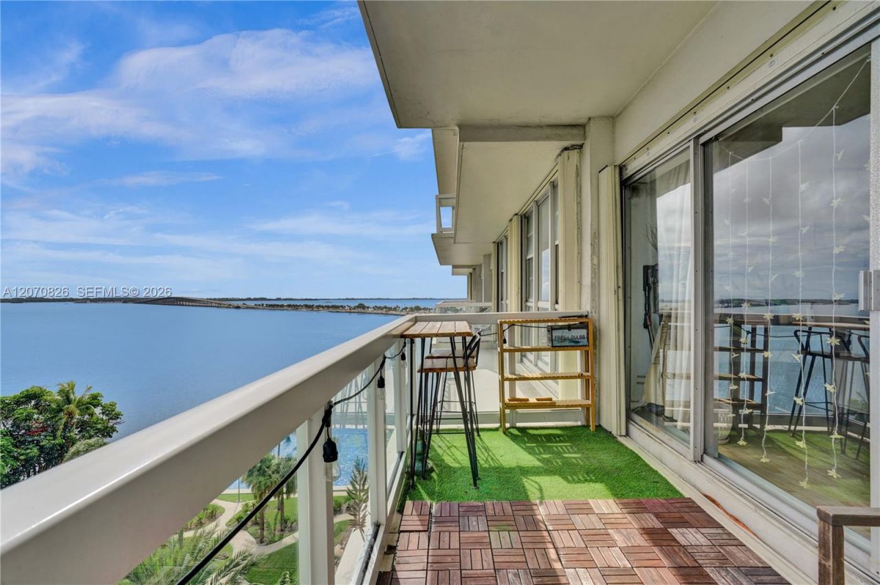 2451 Brickell Ave , Unit 8E, Miami, FL 33129 Photo
