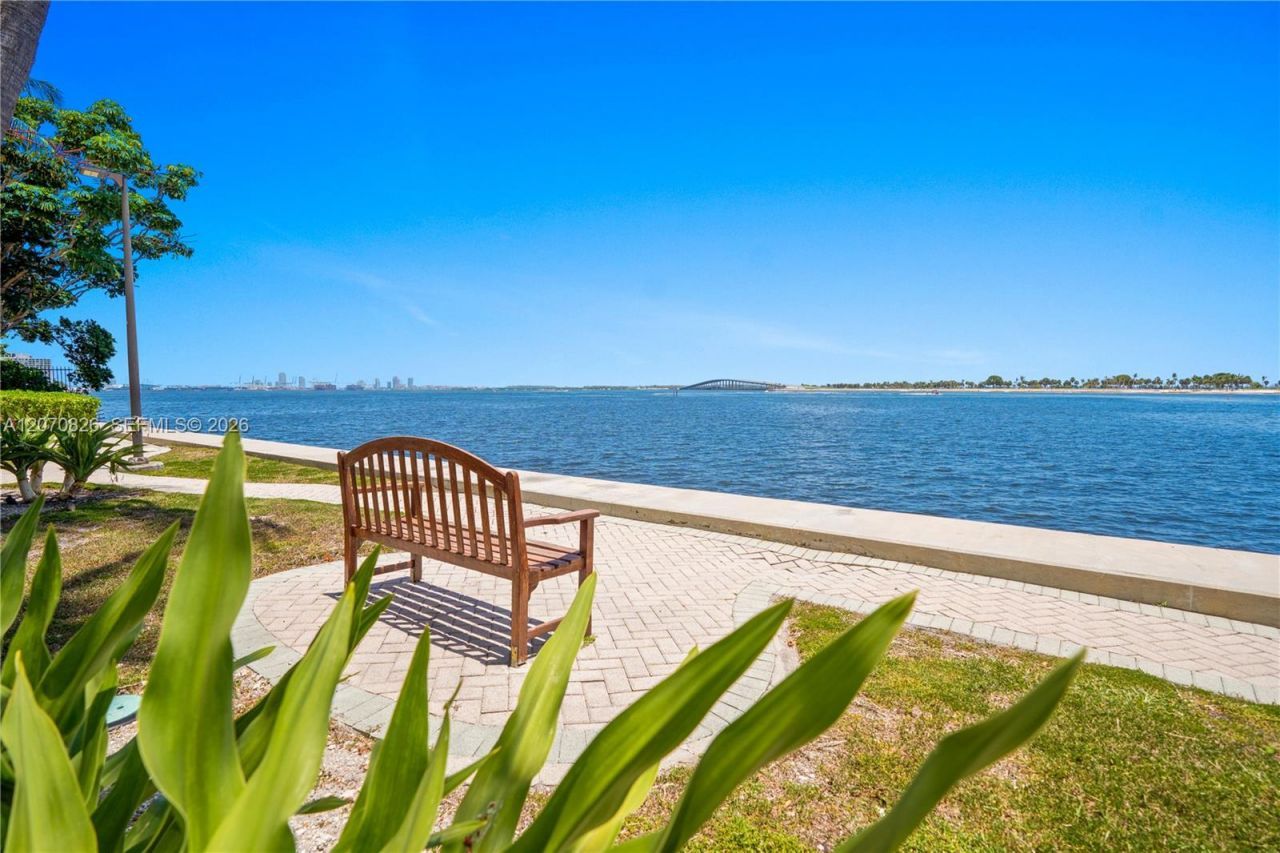 2451 Brickell Ave , Unit 8E, Miami, FL 33129 Photo