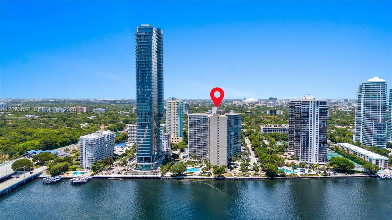 2451 Brickell Ave , Unit 8E, Miami, FL 33129 Photo