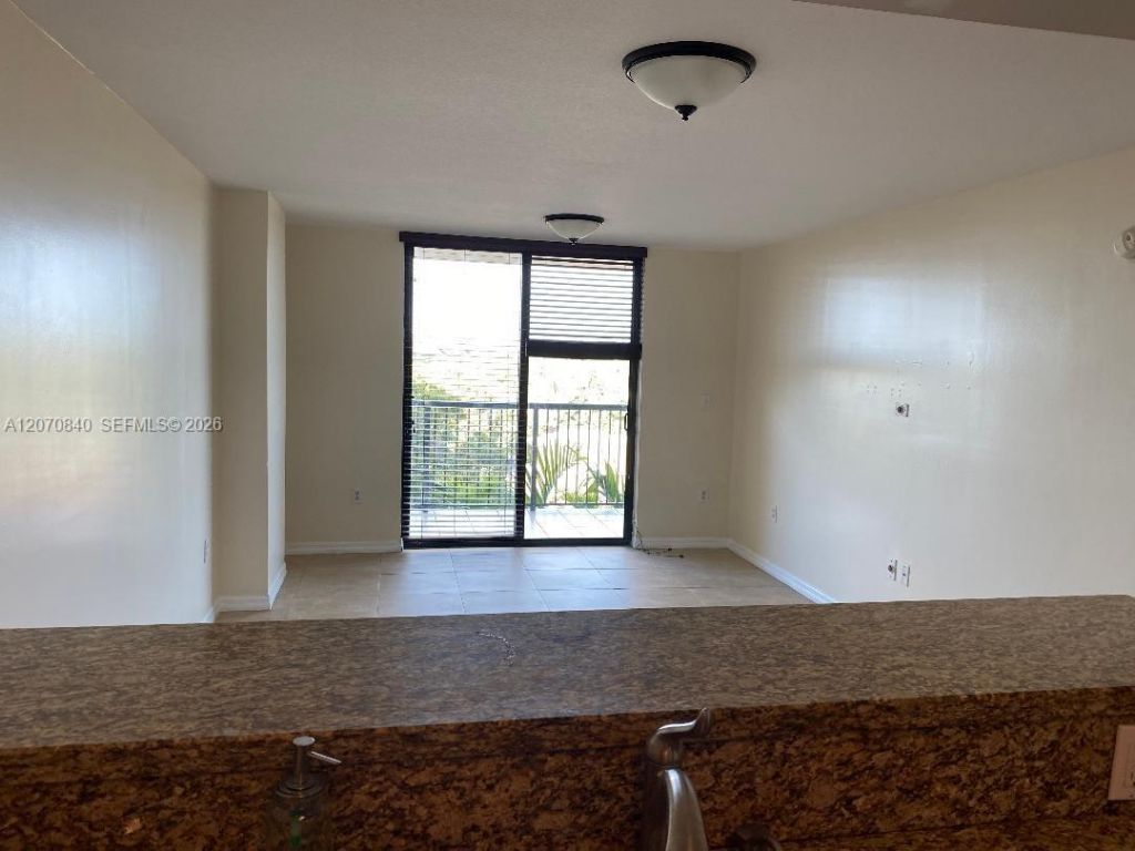 1690 SW 27th Ave, Unit 610, Miami, FL 33145 Photo