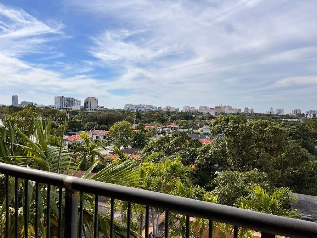 1690 SW 27th Ave, Unit 610, Miami, FL 33145 Photo