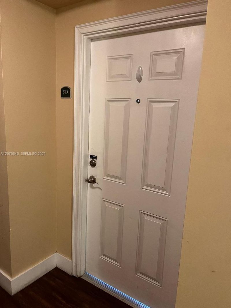 1690 SW 27th Ave, Unit 610, Miami, FL 33145 Photo