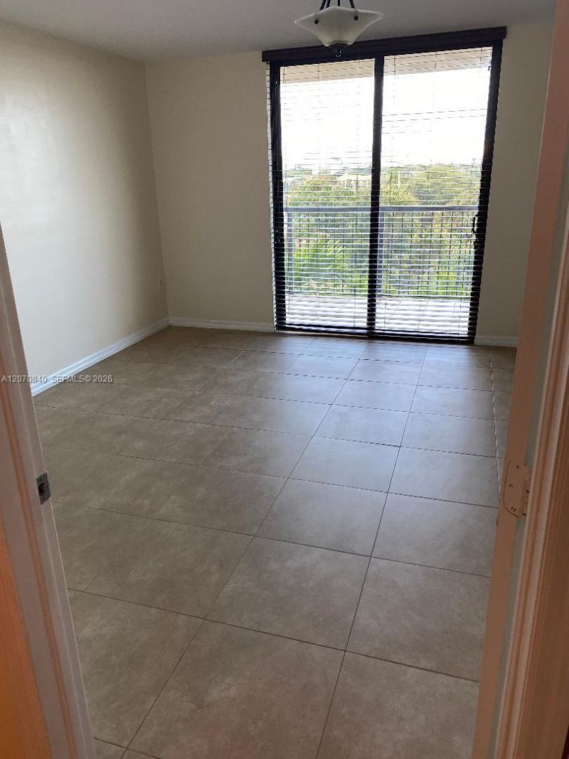 1690 SW 27th Ave, Unit 610, Miami, FL 33145 Photo