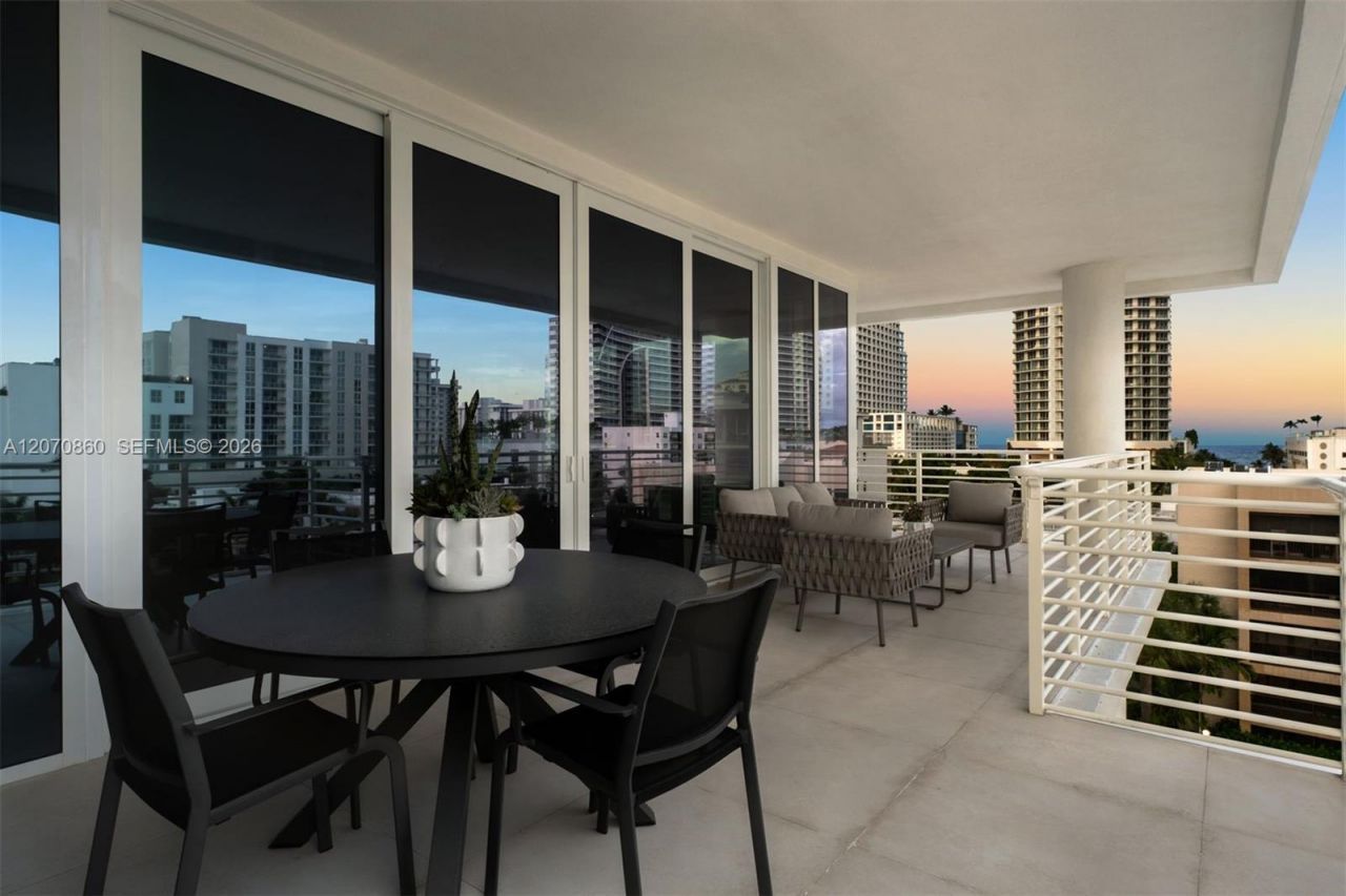527 Orton Ave , Unit 903, Fort Lauderdale, FL 33304 Photo