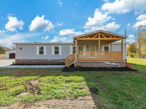 1017 Crawford Springs Road , Beech Bluff, TN 38313