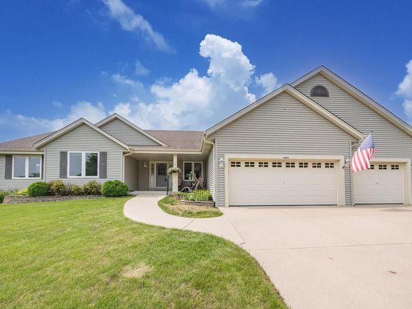 9407 S 33rd STREET, Franklin, WI 53132