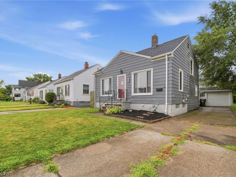 7103 Velma Avenue, Parma, OH 44129 Photo 3