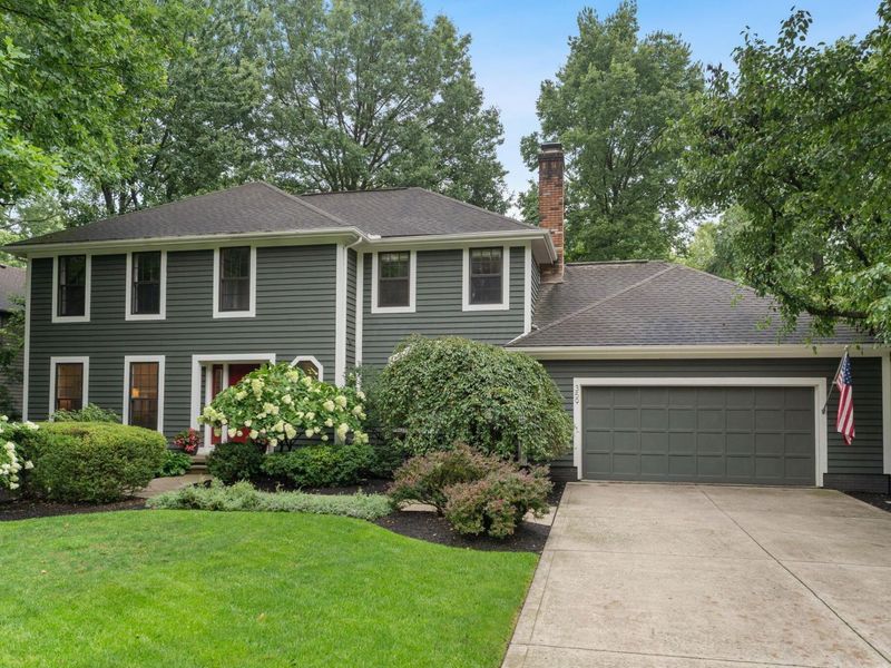 359 Bailey Place, Columbus, OH 43235 Photo 3