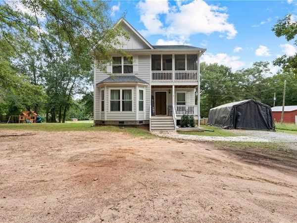303 Gamble Drive , Carrollton, GA 30277