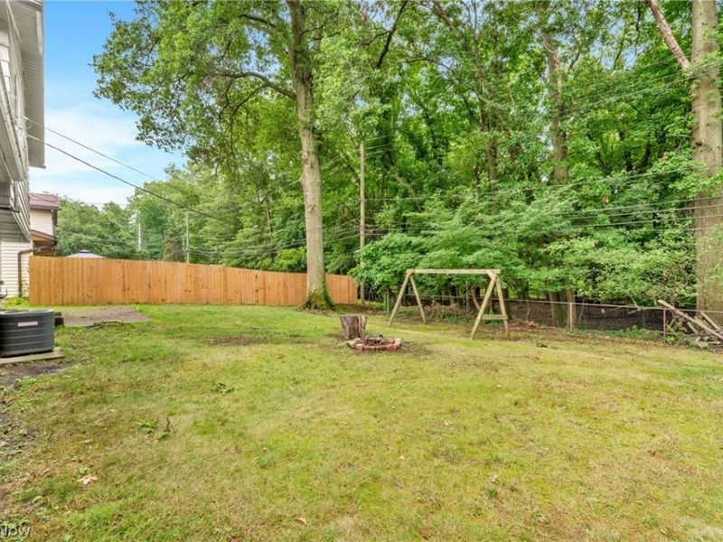 4554 Whitehall Drive, South Euclid, OH 44121 Photo 20
