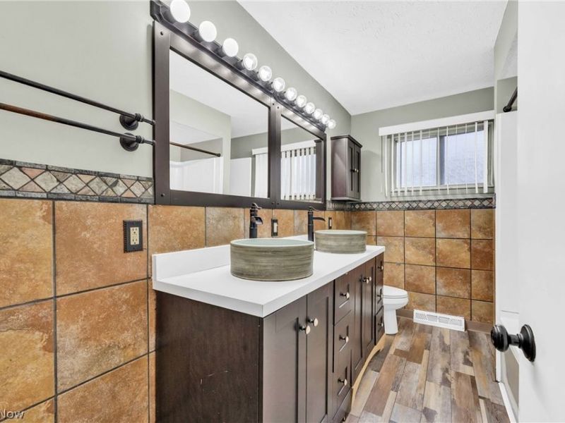 4554 Whitehall Drive, South Euclid, OH 44121 Photo 24