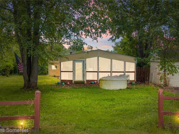 259 William Street, Clay Township, Mi 48028