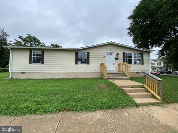 900 WHITE STREET, FREDERICKSBURG, VA 22401