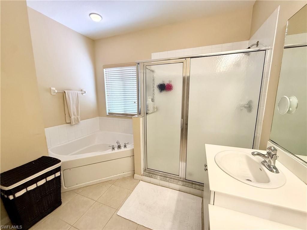 15470 Laguna Hills Dr , Fort Myers, FL 33908 Photo