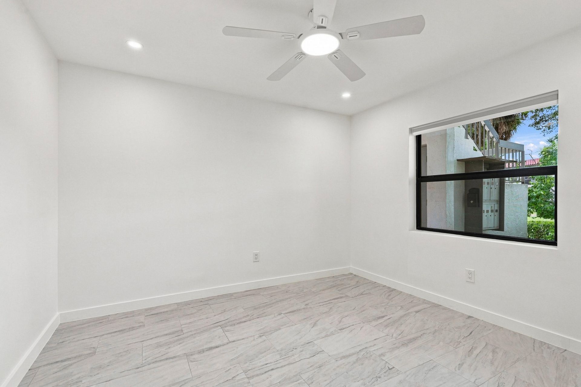 21578 Juego Circle, Unit 26C, Boca Raton, FL 33433 Photo