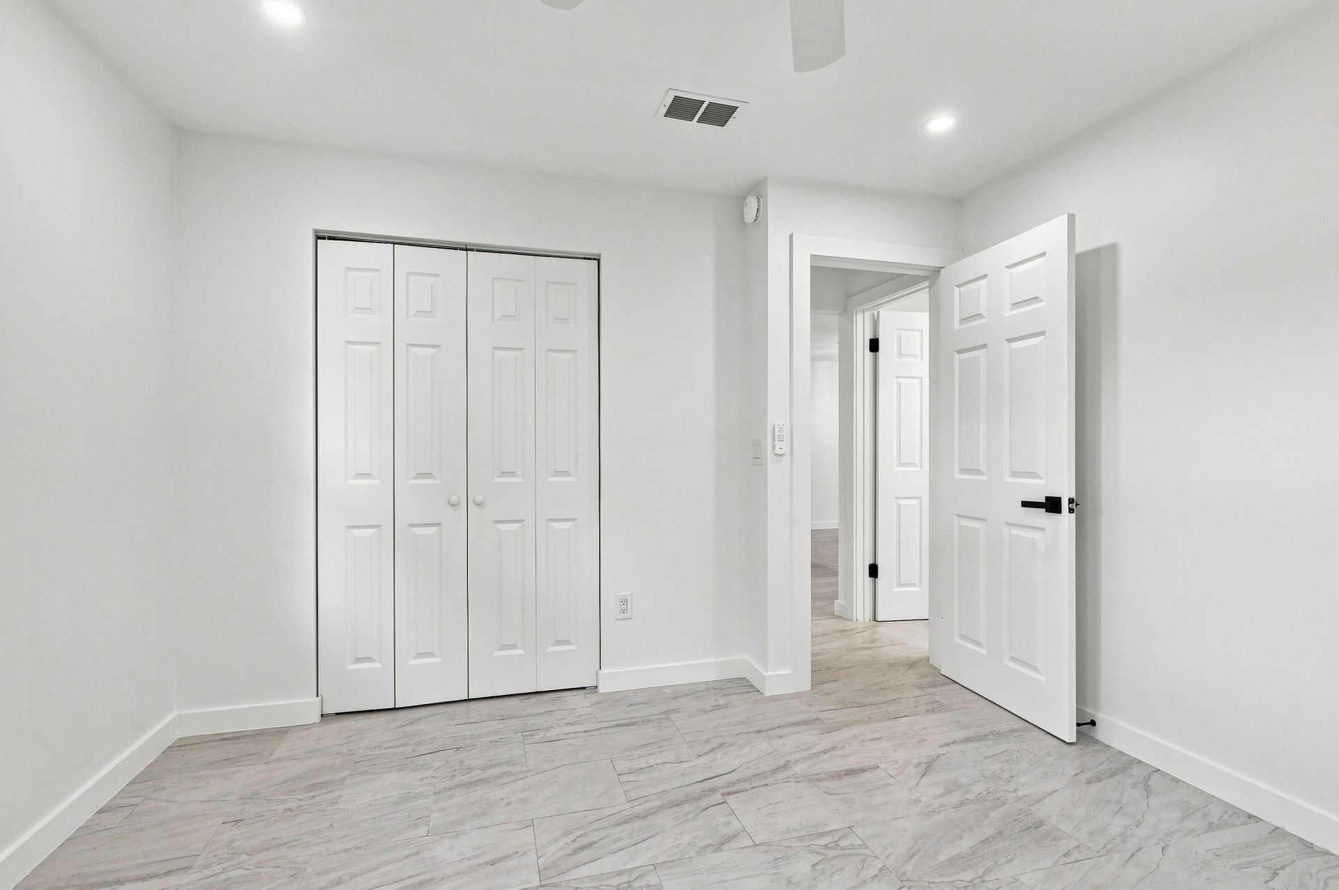 21578 Juego Circle, Unit 26C, Boca Raton, FL 33433 Photo