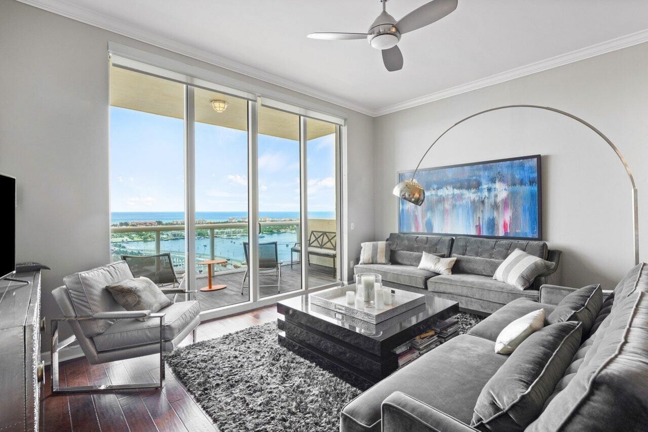 2640 Lake Shore Drive, Unit 2609, Riviera Beach, FL 33404 Photo