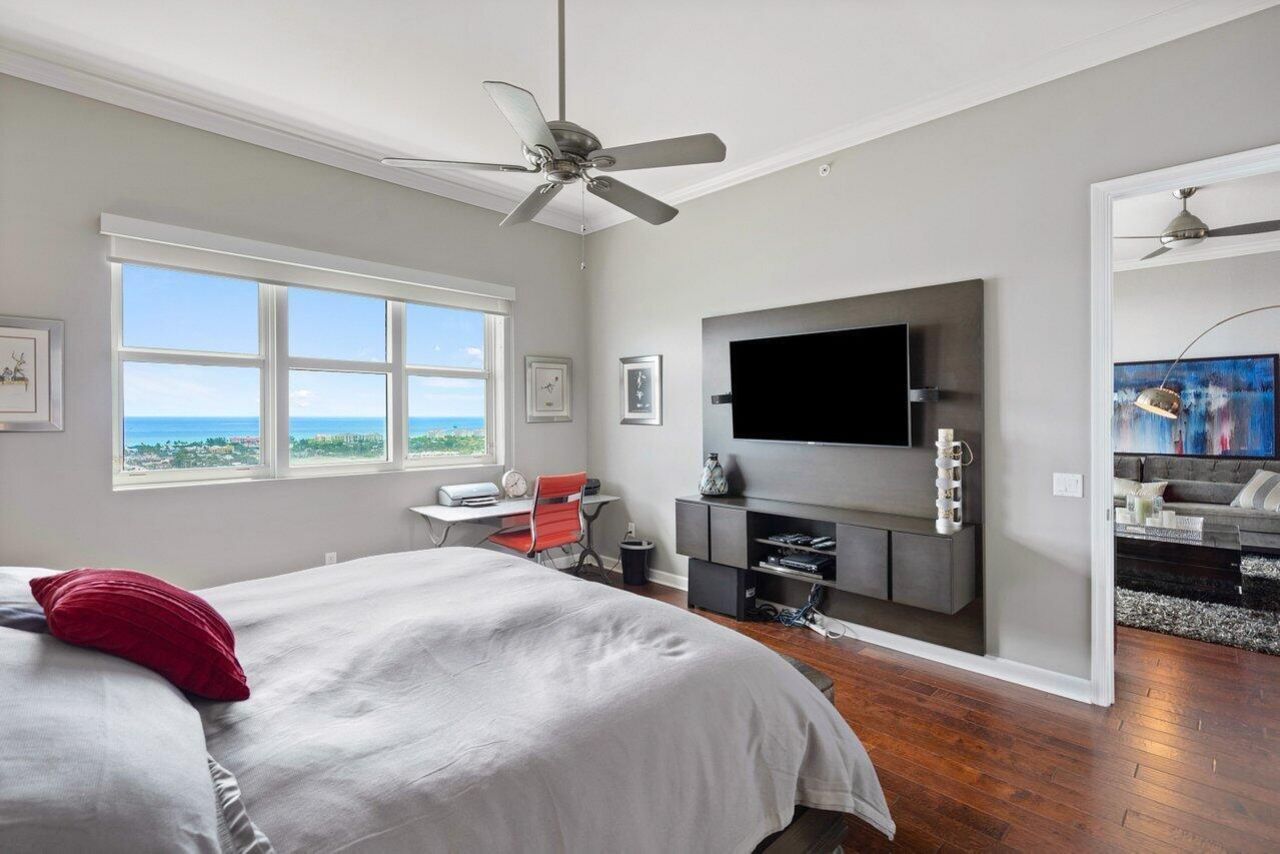 2640 Lake Shore Drive, Unit 2609, Riviera Beach, FL 33404 Photo