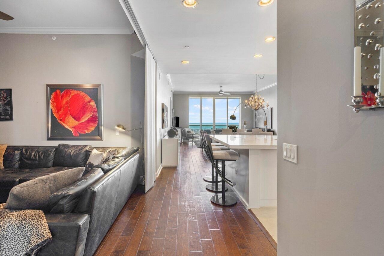 2640 Lake Shore Drive, Unit 2609, Riviera Beach, FL 33404 Photo