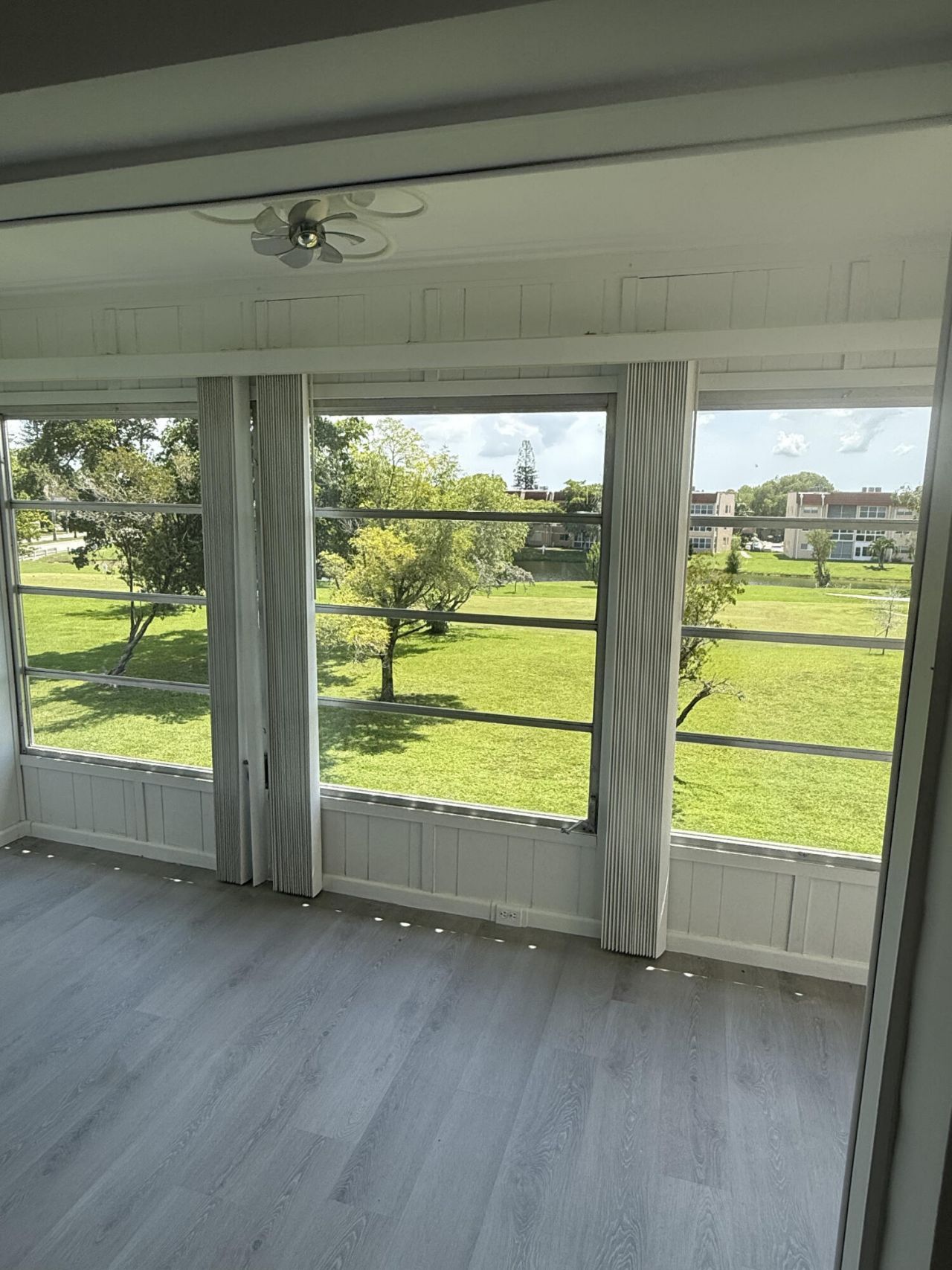 9300 Sunrise Lakes Boulevard, Unit 303, Sunrise, FL 33322 Photo