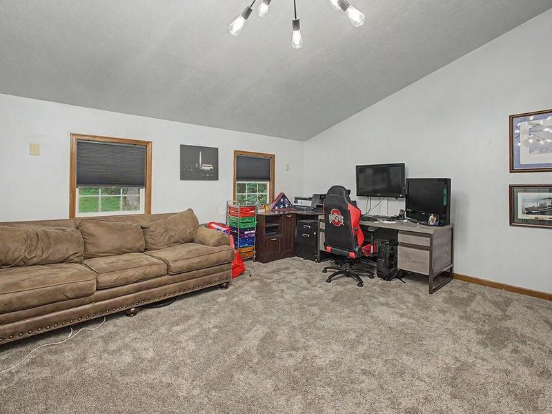 547 Terrace Ridge Circle , Howard, OH 43028 Photo 17