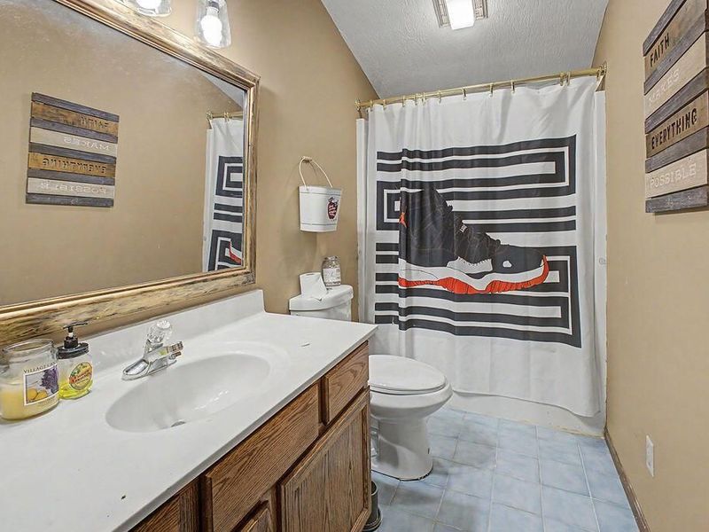 547 Terrace Ridge Circle , Howard, OH 43028 Photo 19
