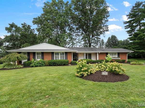 418 Monaco Drive, Warson Woods, MO 63122
