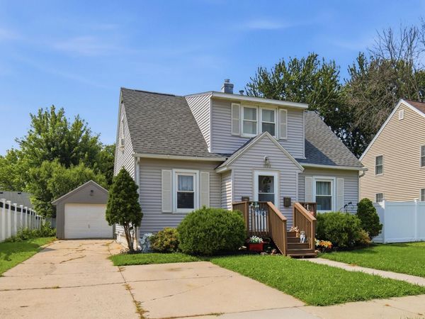 1103 8th Street NW, Austin, MN 55912
