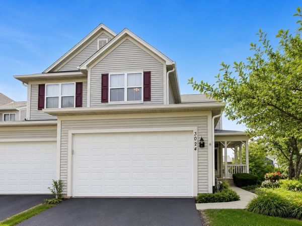 3024 Langston Circle , St. Charles, IL 60175