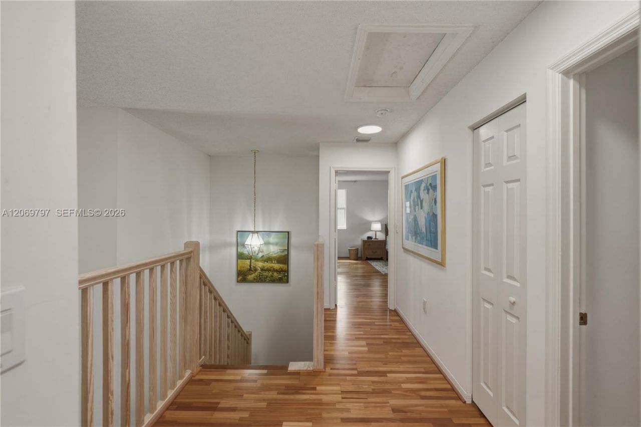 1268 NW 144th Ter, Pembroke Pines, FL 33028 Photo