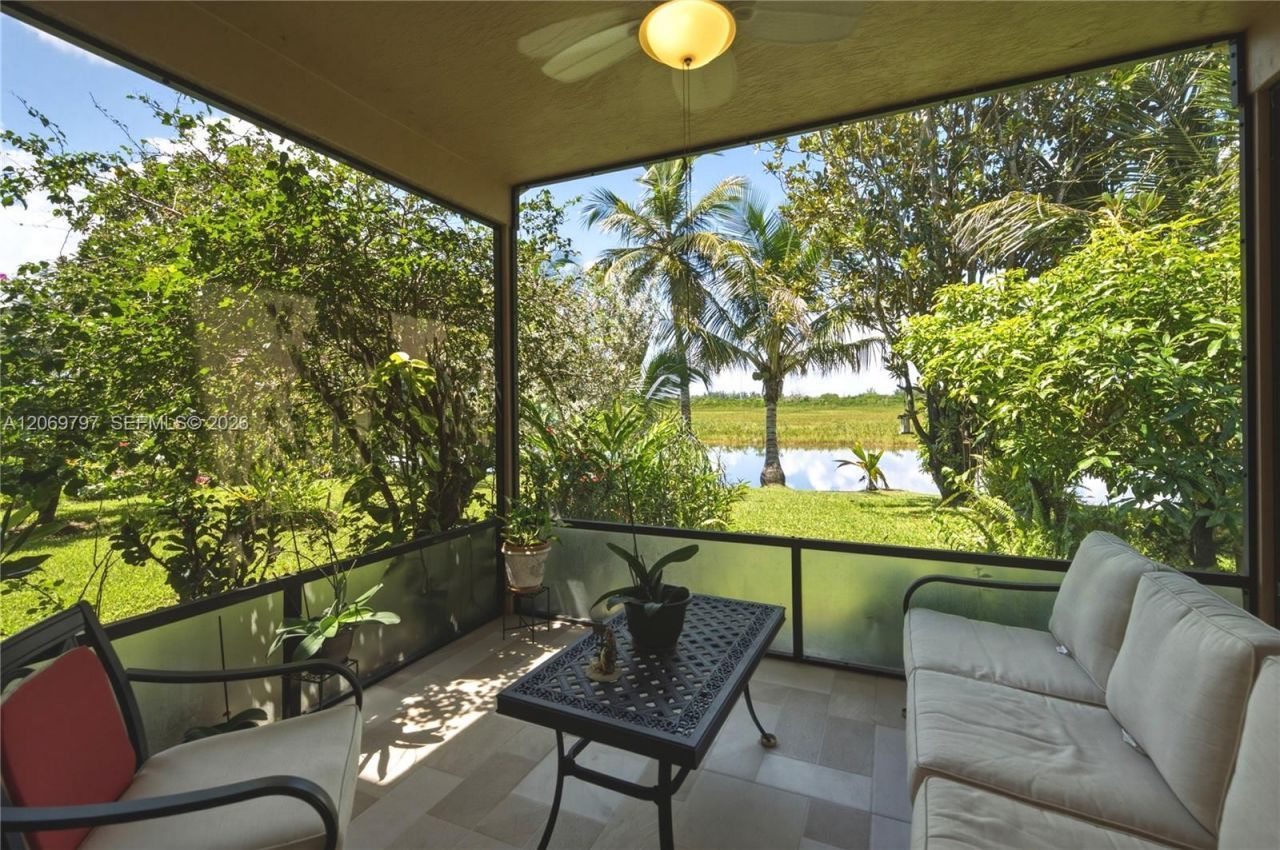 1268 NW 144th Ter, Pembroke Pines, FL 33028 Photo